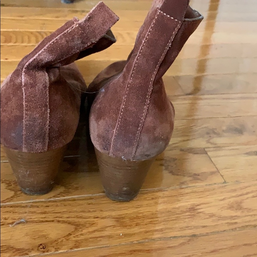Suede boots - Picture 2 of 3